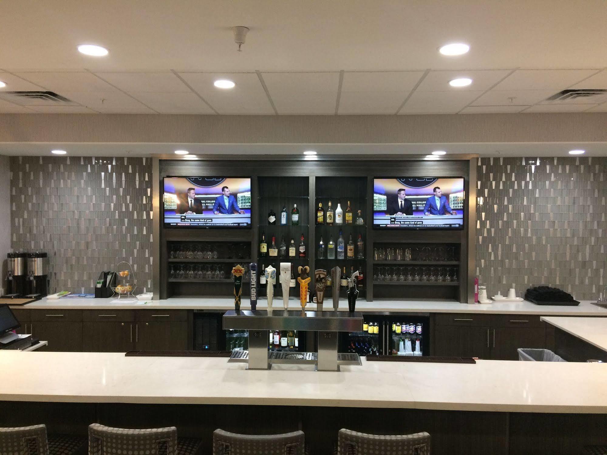 Holiday Inn Abilene - North College Area By Ihg Esterno foto